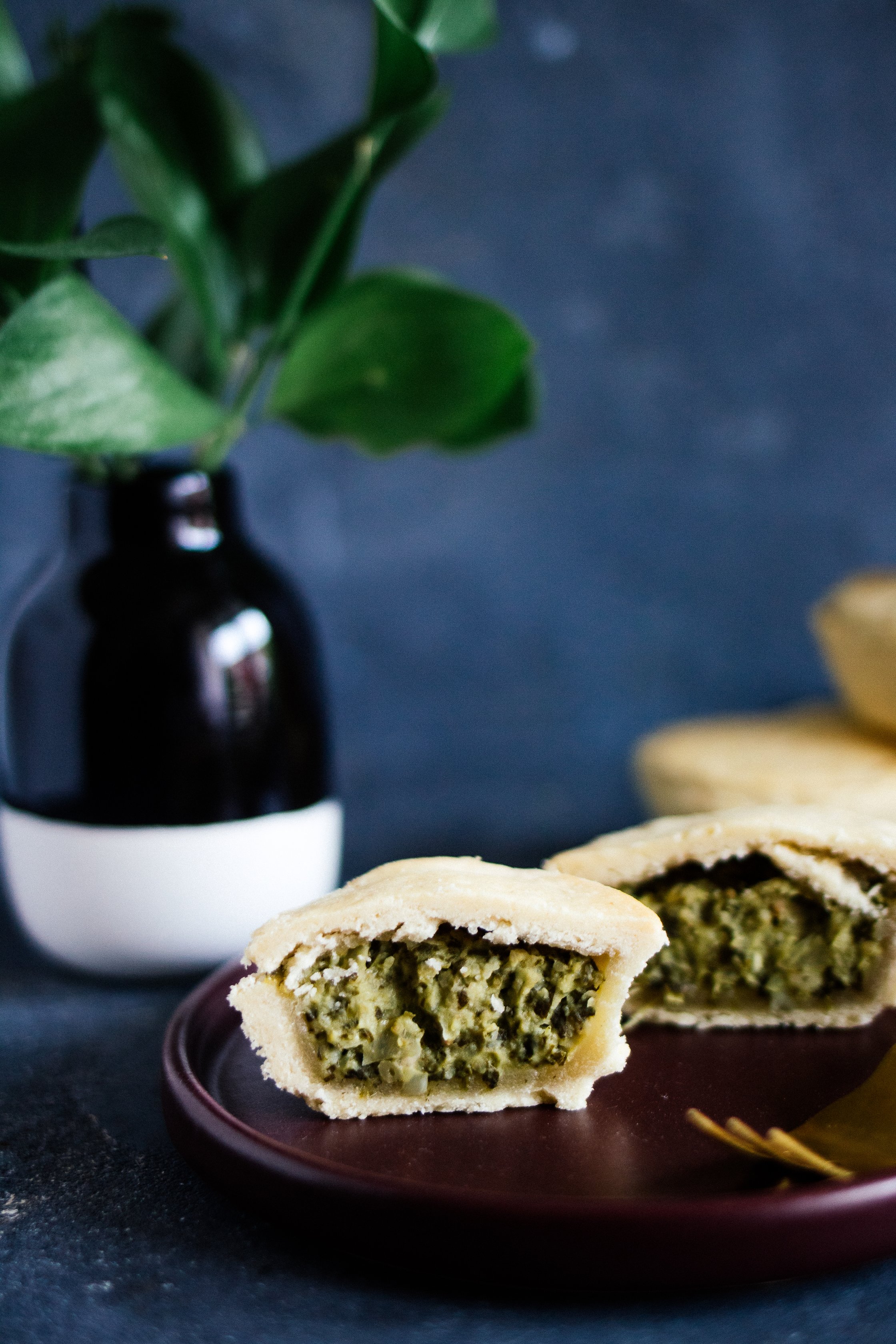 vegane Pies mit Spinatfüllung