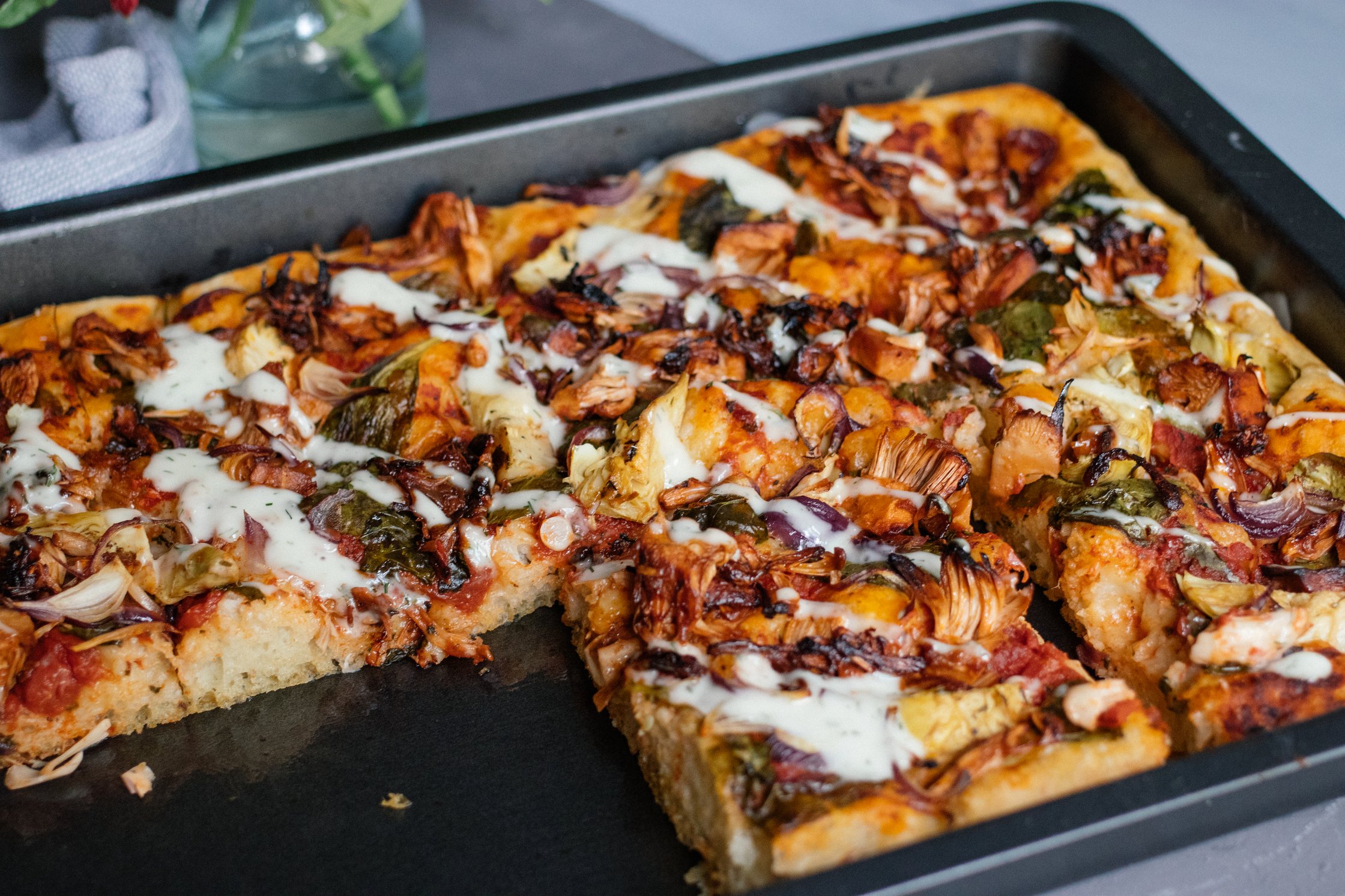 vegan bbq sheetpan pizza with ranch dressing