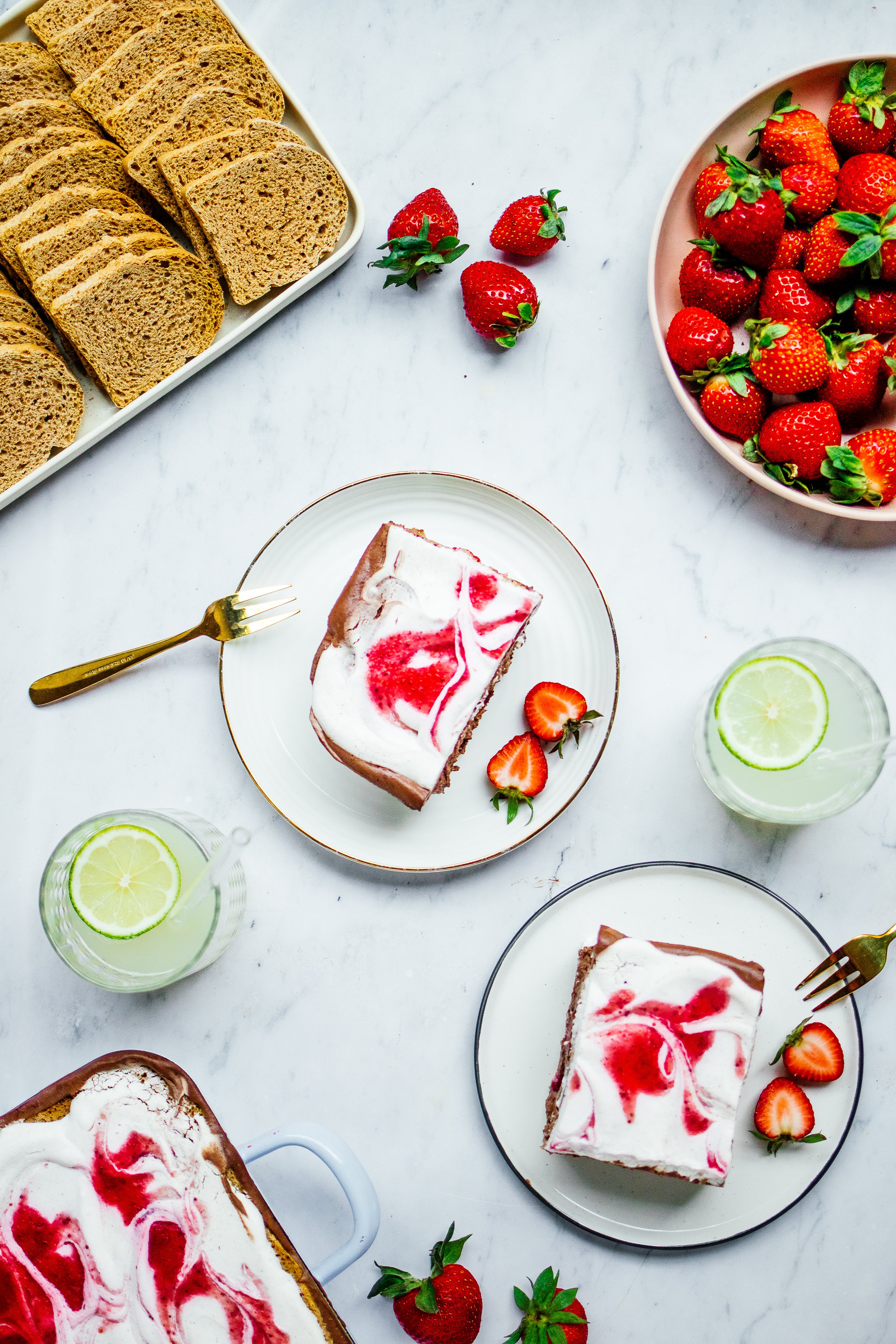 Vegan strawberry tiramisu