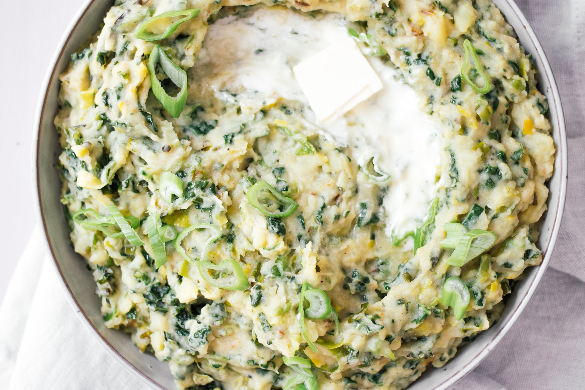 closeup of vegan colcannon