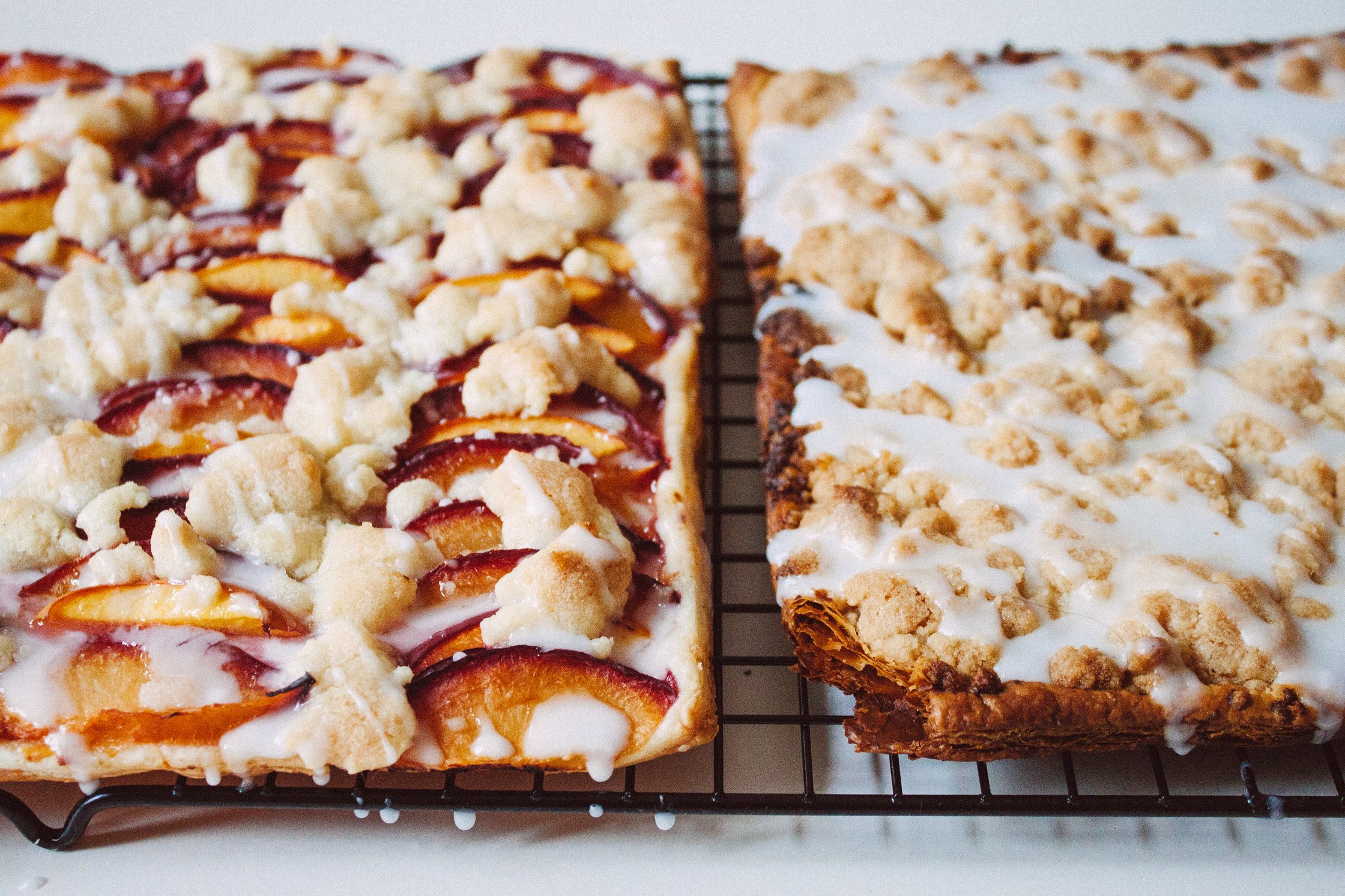 baked crumble and fruit cake