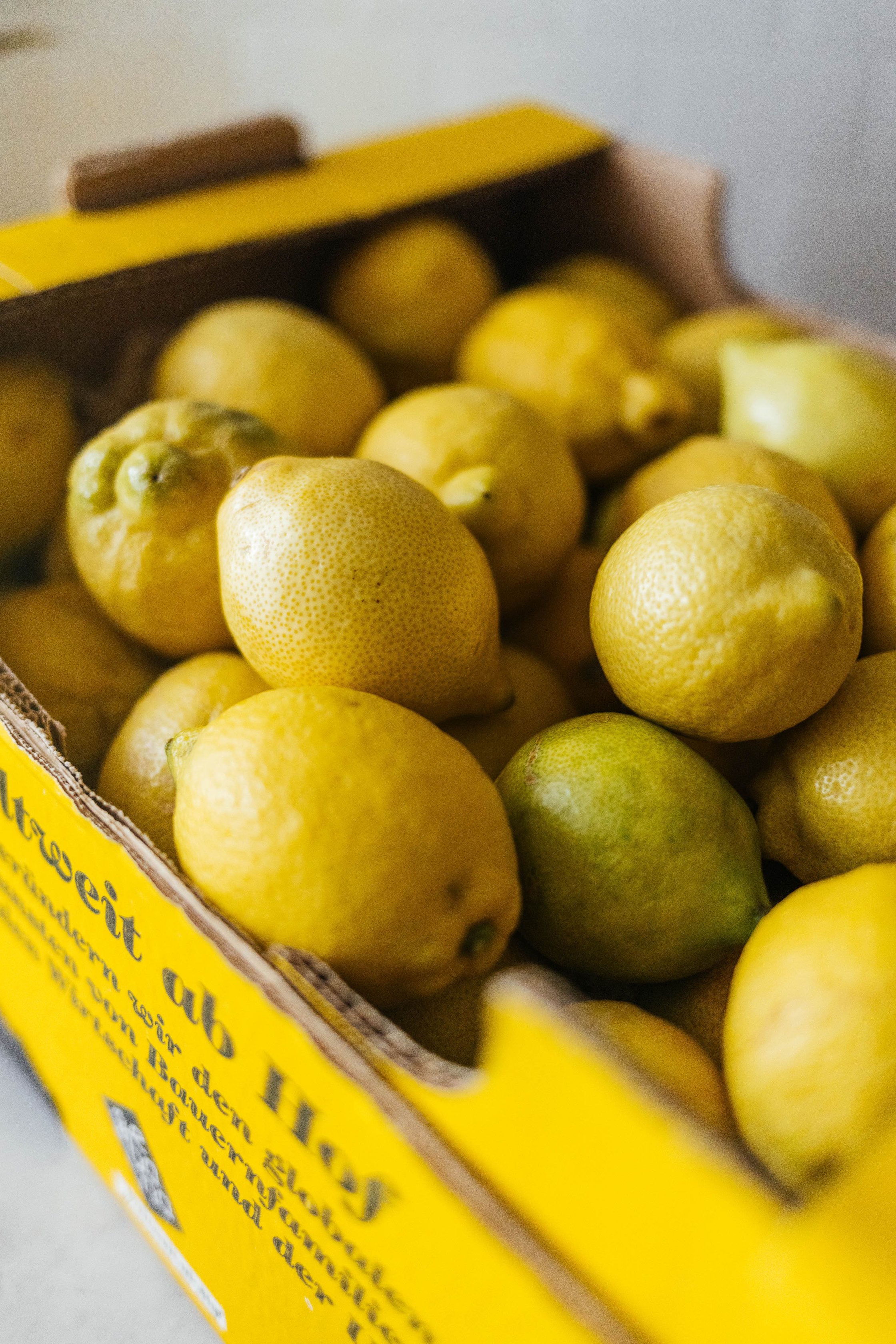 box with lemons