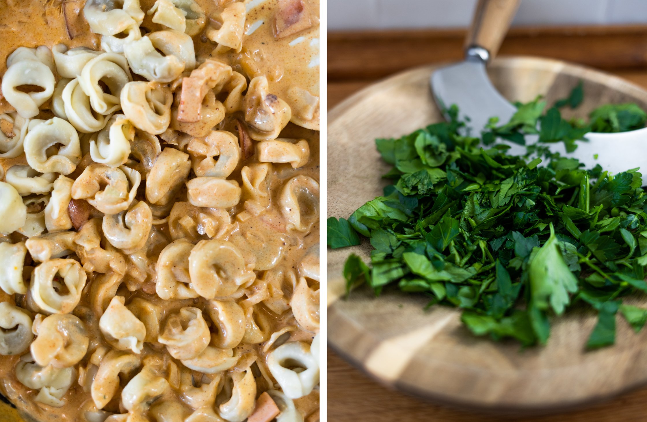 links: Tortellini in einer Pfanne vermischt mit veganer Soße
rechts: Petersilie wird gehackt mit einem Messer auf einem Brett