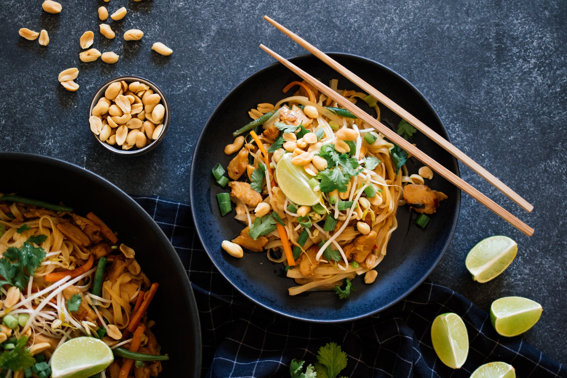 vegan pad thai with peanuts and lime