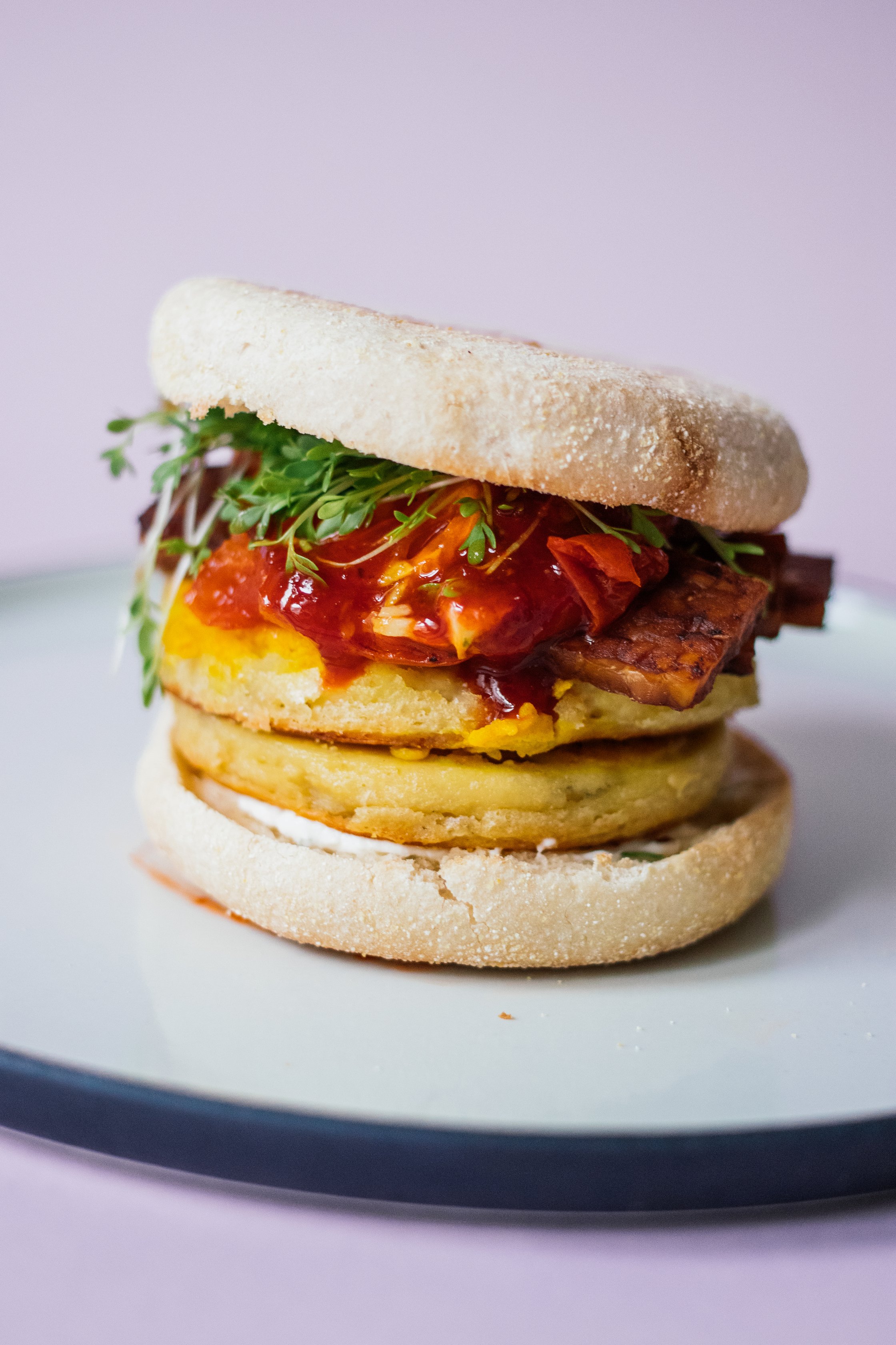 vegan breakfast sandwich ready to be eaten