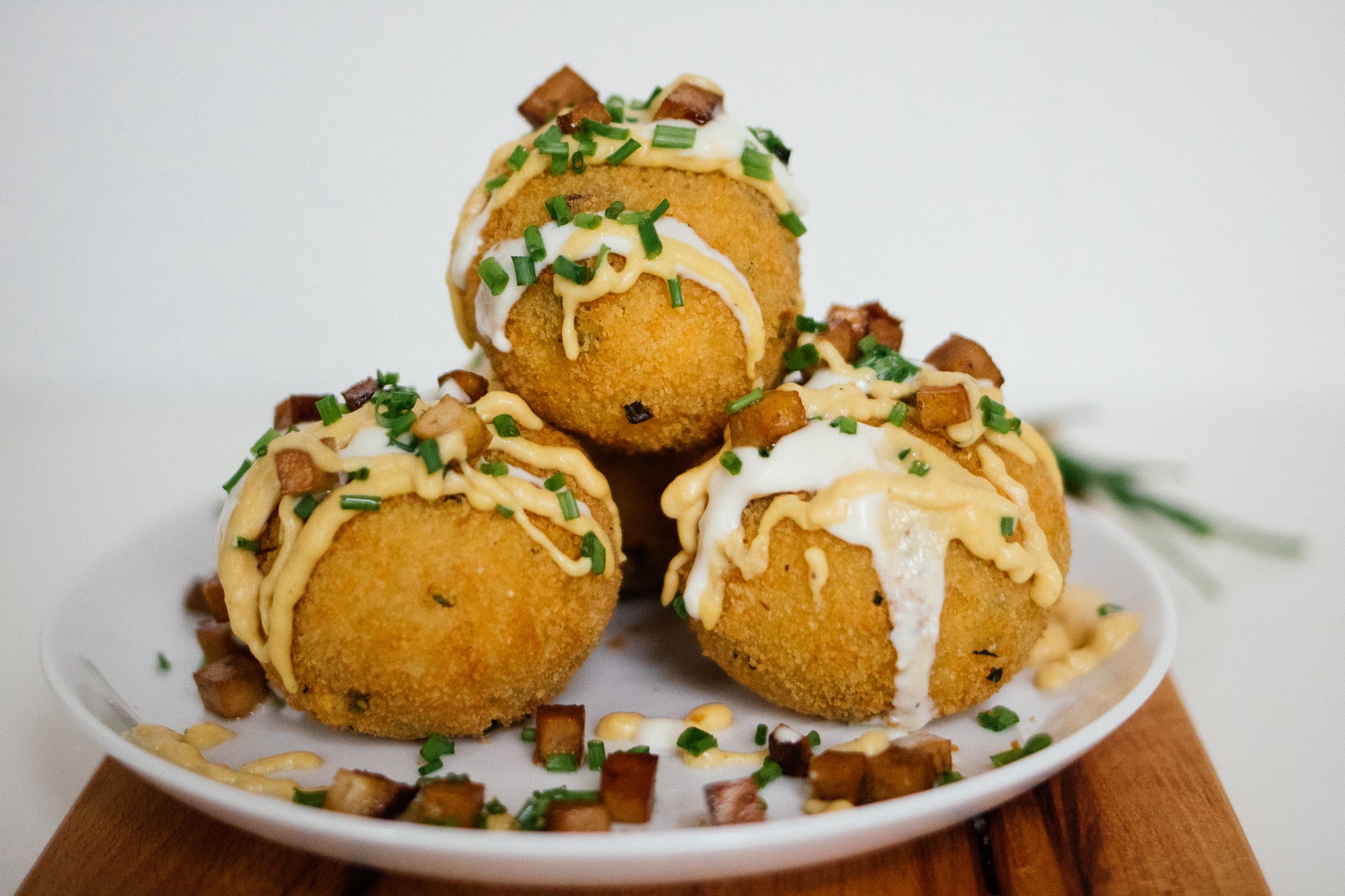 Vegane Frittierte Kartoffelbällchen Coverfoto