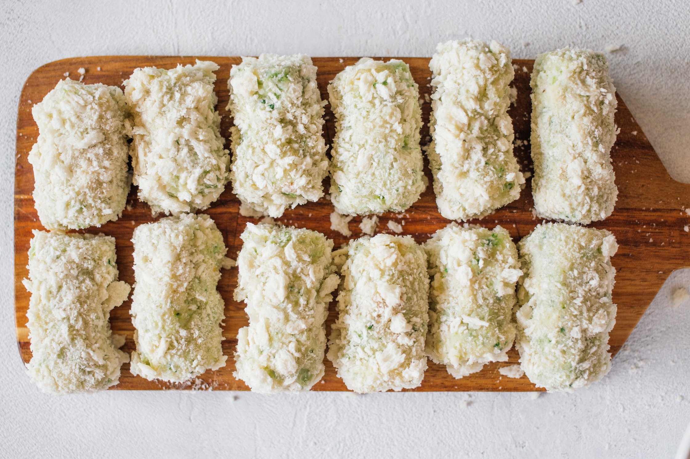 vegane brokkoli kroketten vor dem frittieren