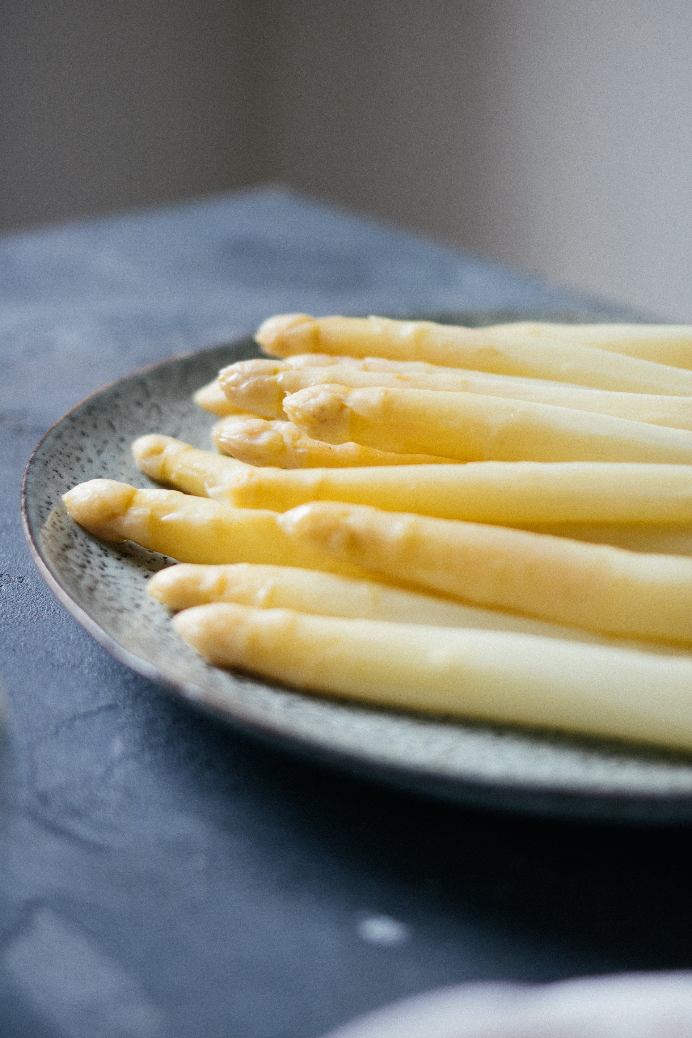 cookies white asparagus