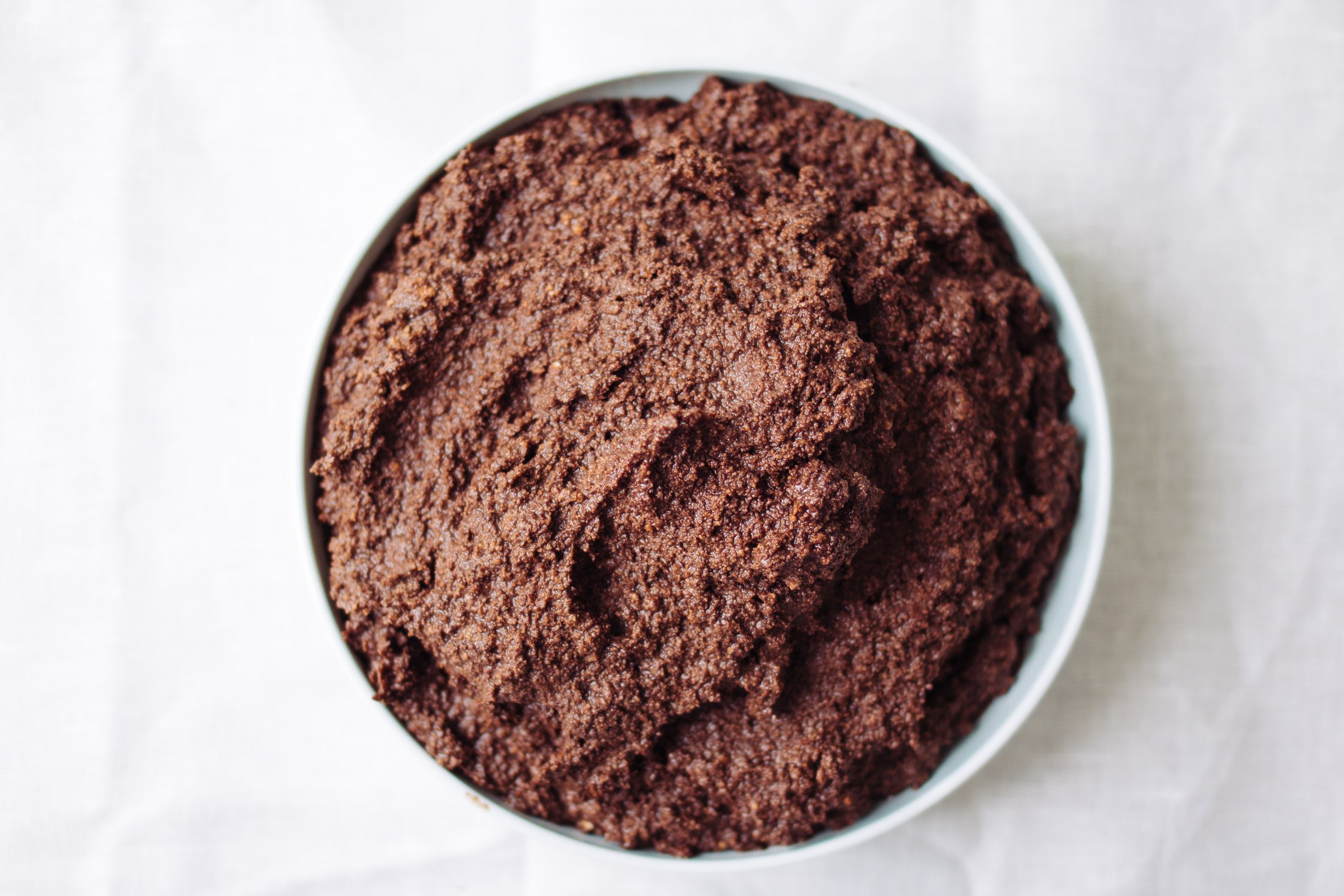 Chocolate Frosting is ready and in a bowl