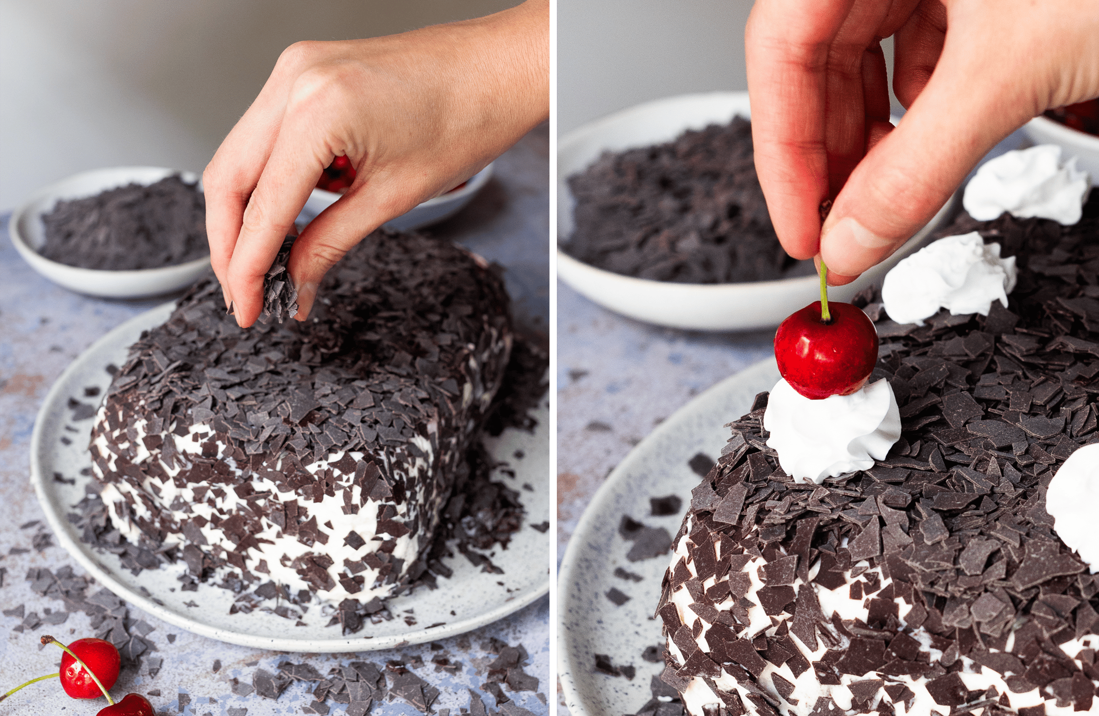 Die vegane Schwarzwälder Kirschtorte wird mit Schokoraspeln ummantelt und mit Kirschen dekoriert.