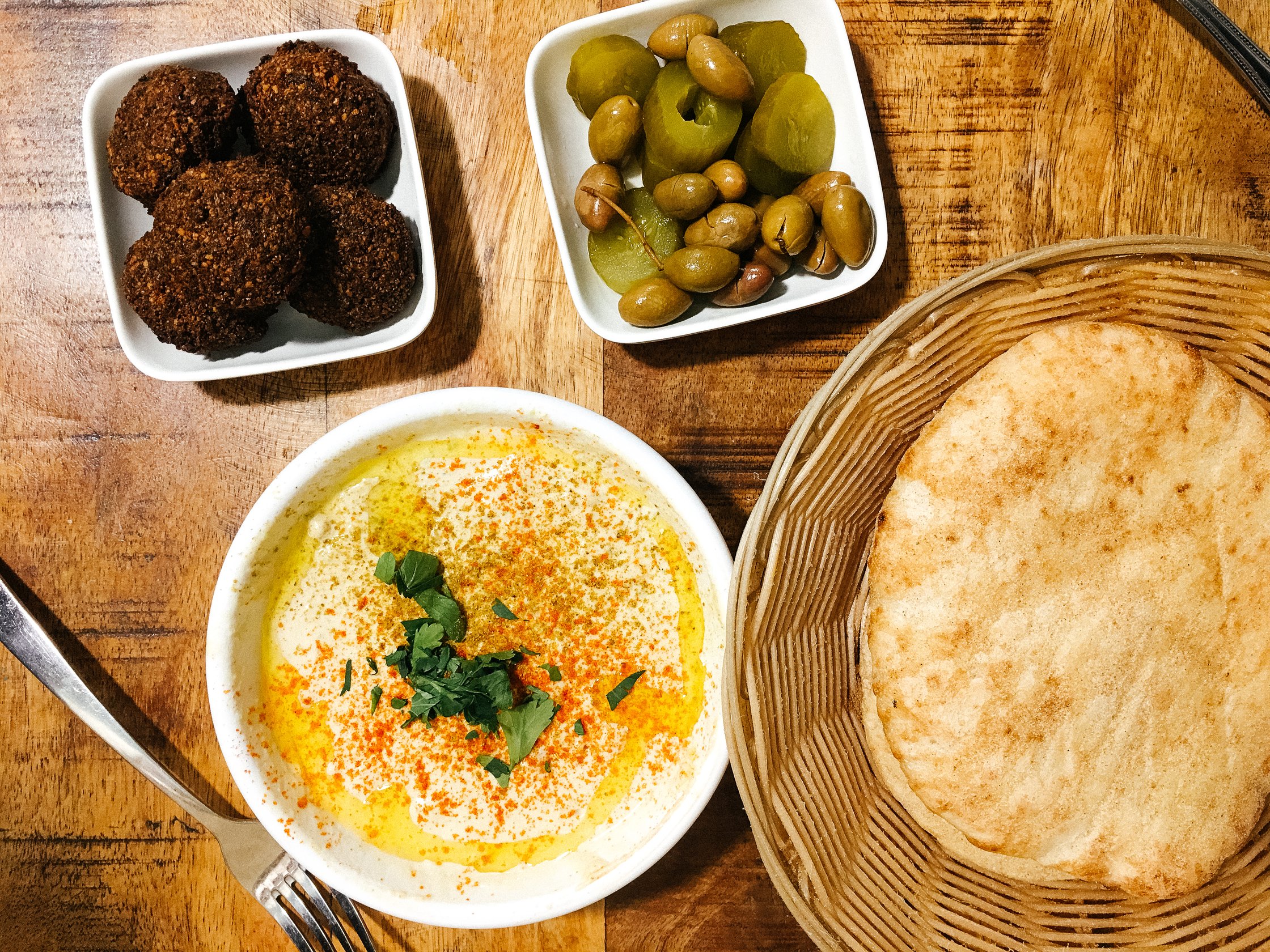 Vegan Hummus at Hummus Eliyahu