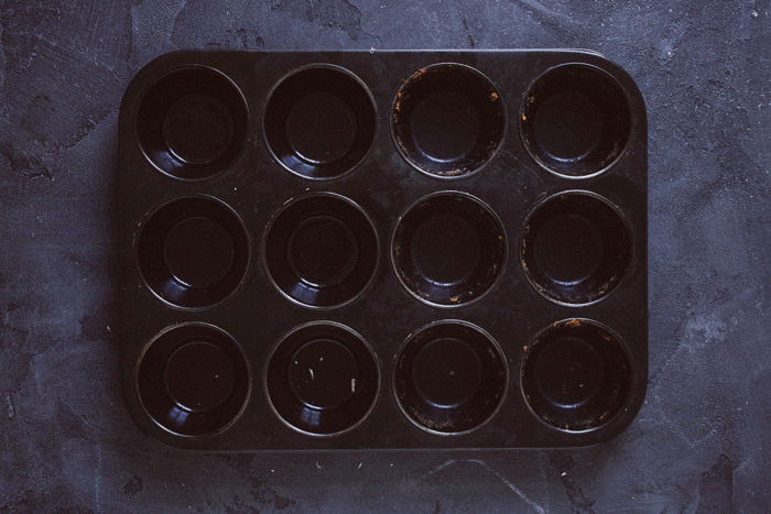 gif of how taco cups are filled