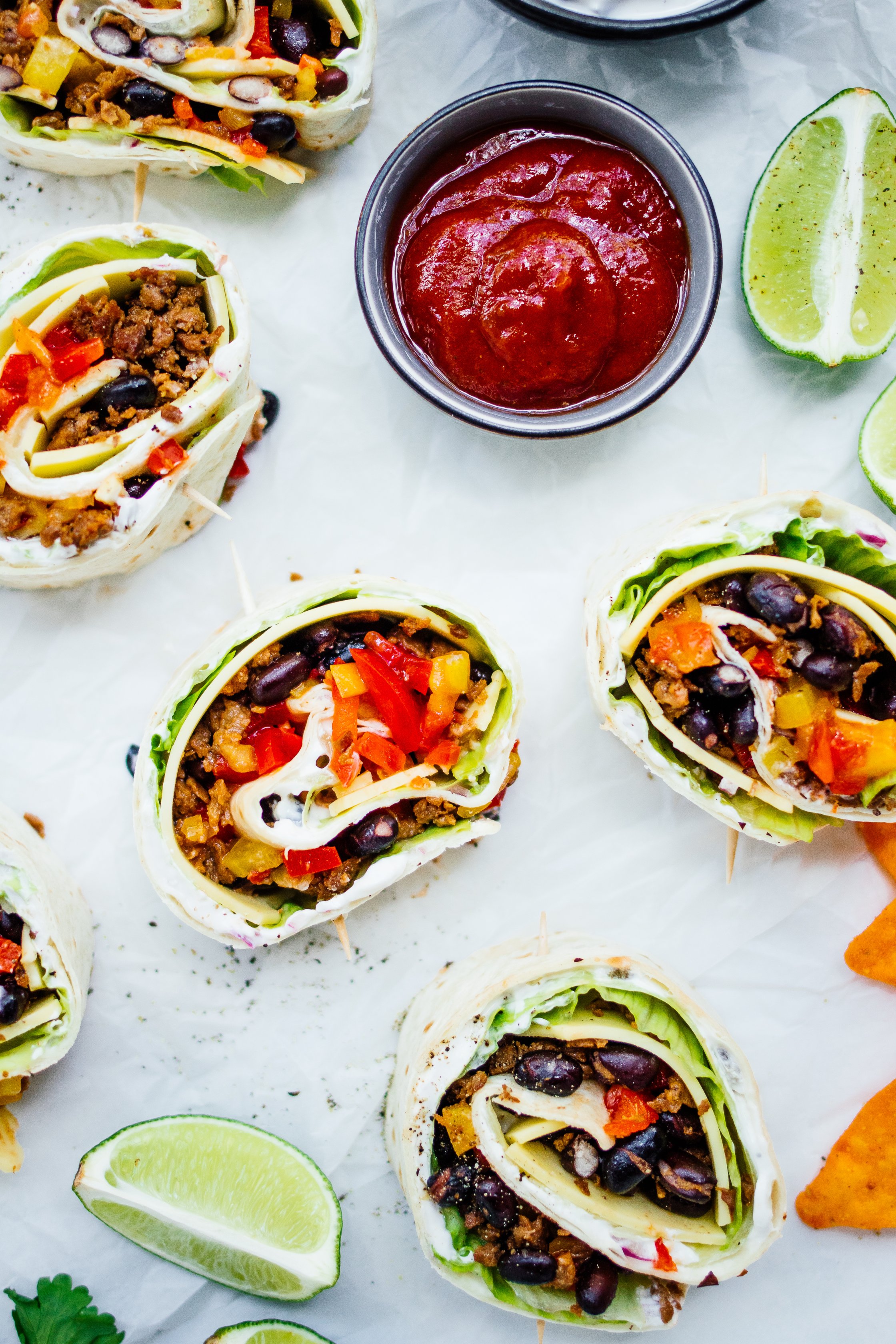 vegan pinwheels with sauce