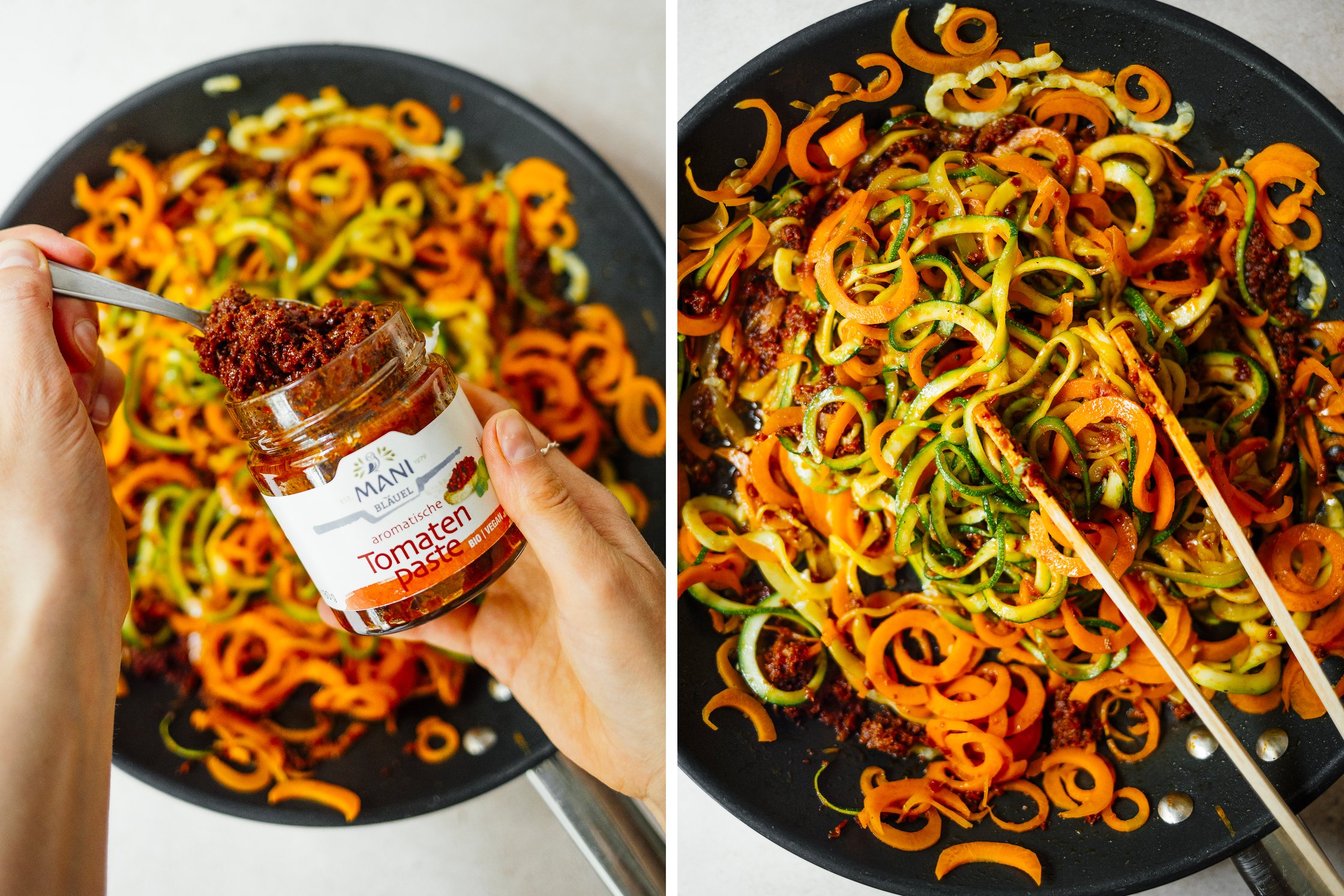 Zoodles werden mit Tomatenmark gemischt