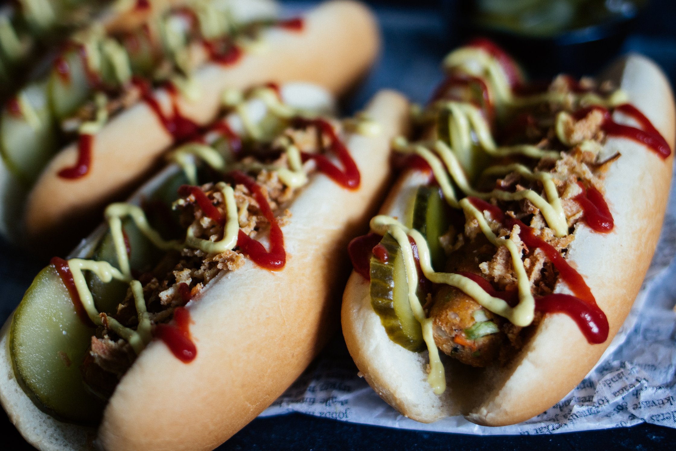 vegan hot dogs with veggie sausage