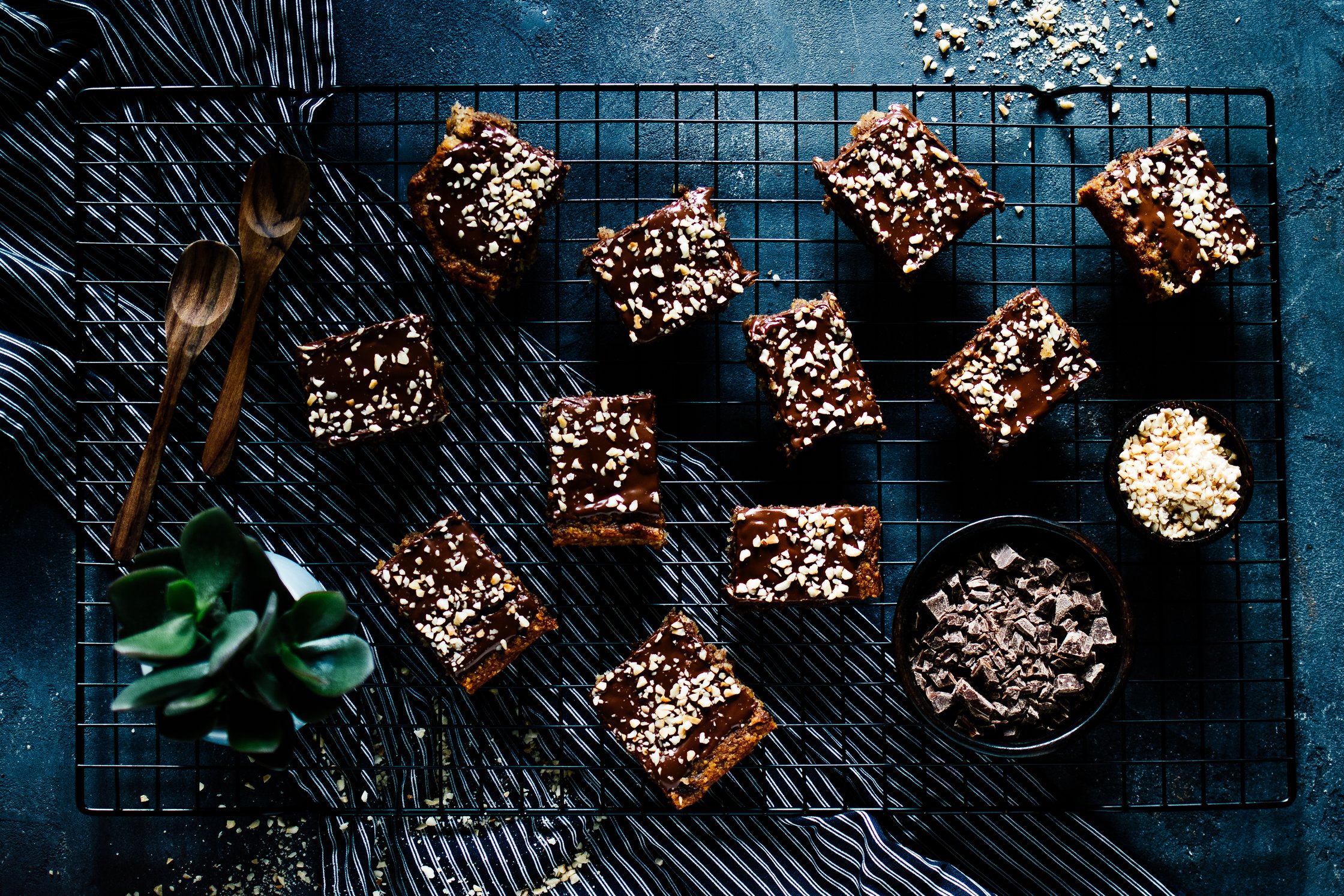 vegan chocolate mini cakes on a cooling rack