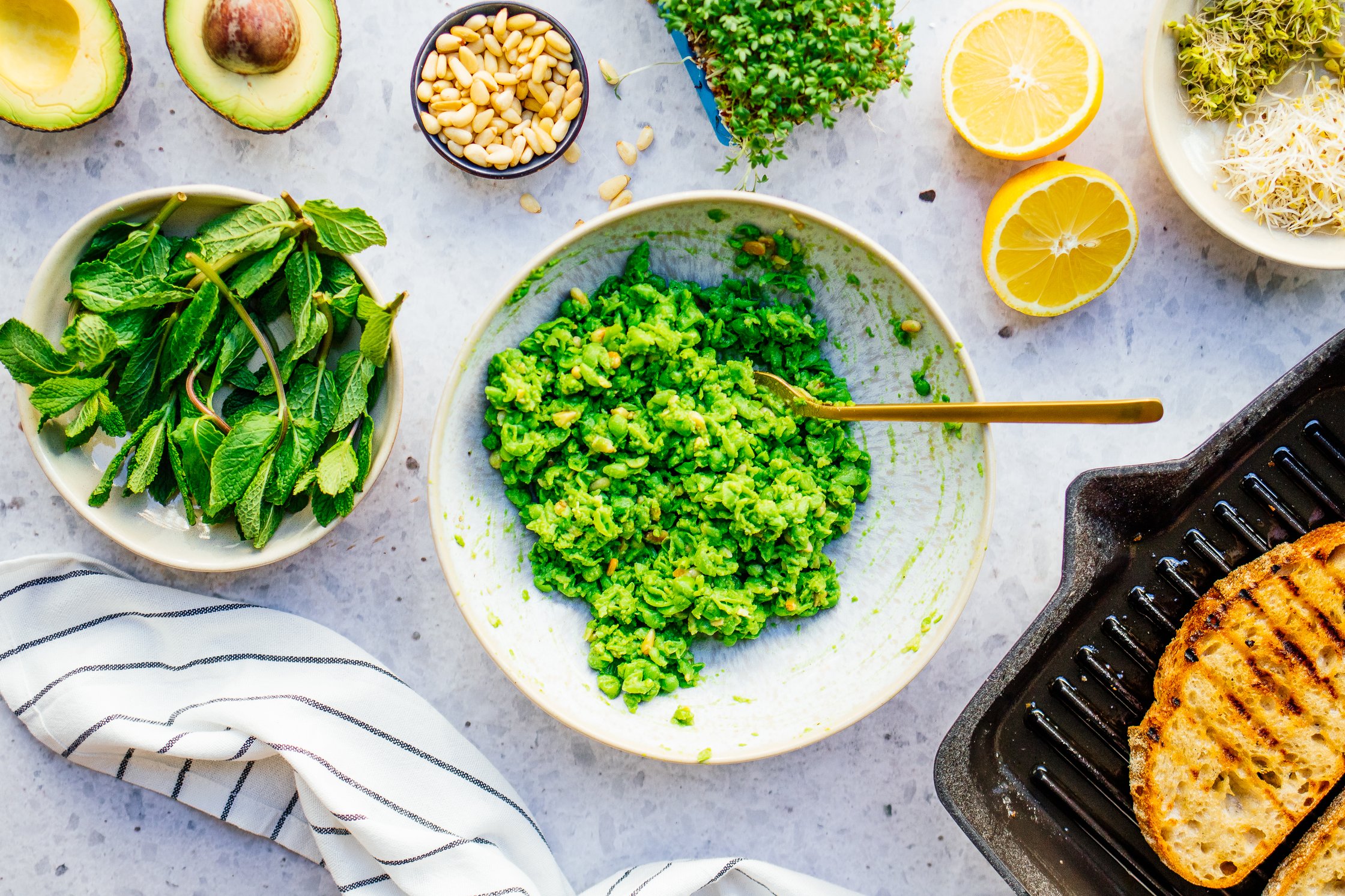 mashed peas with mint