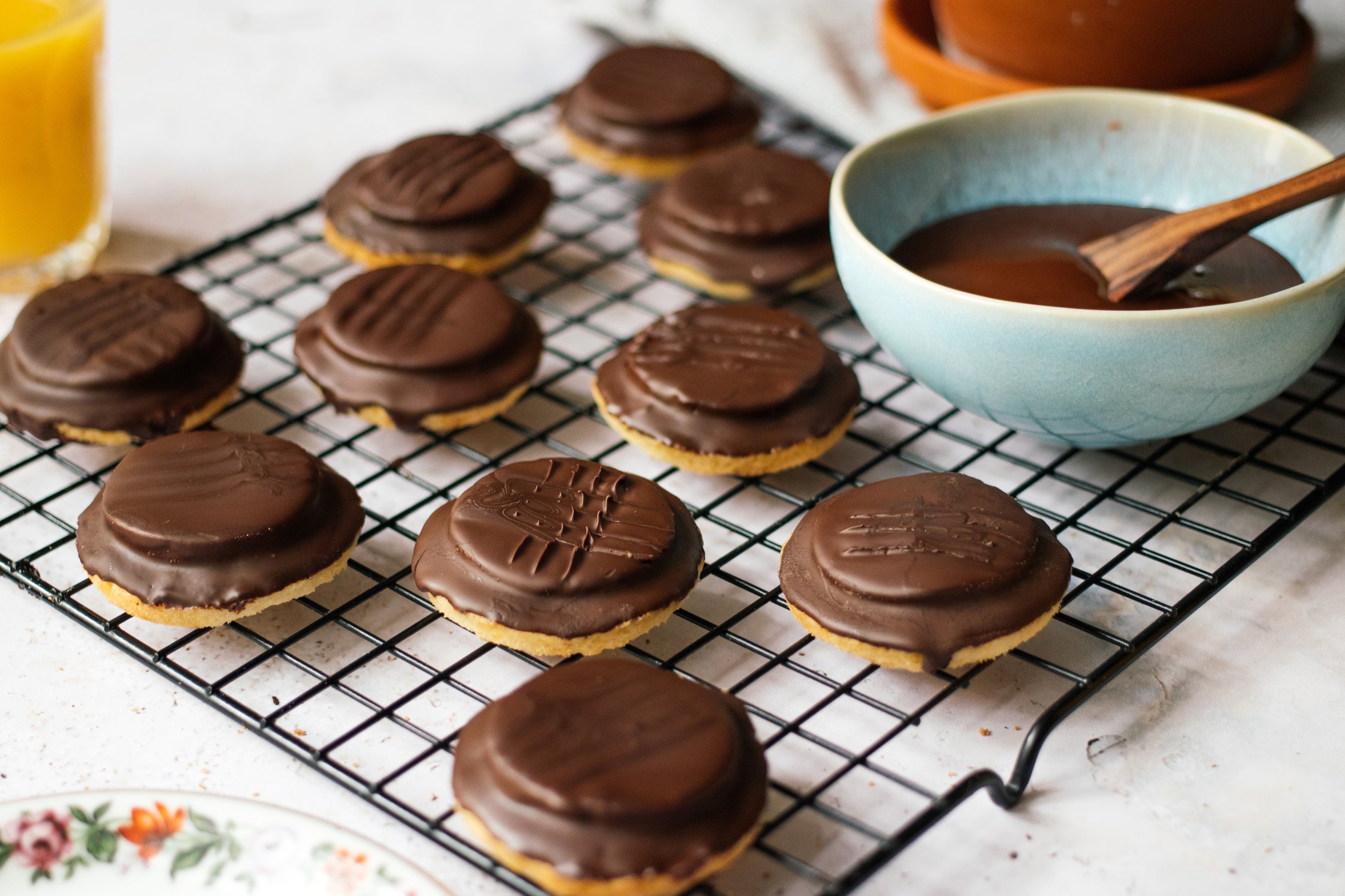 vegan jaffa cakes on a wire rack