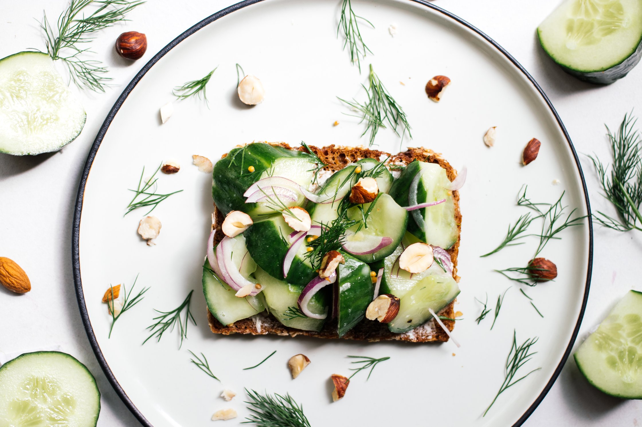 vegan smorrebrod with cucumber salad
