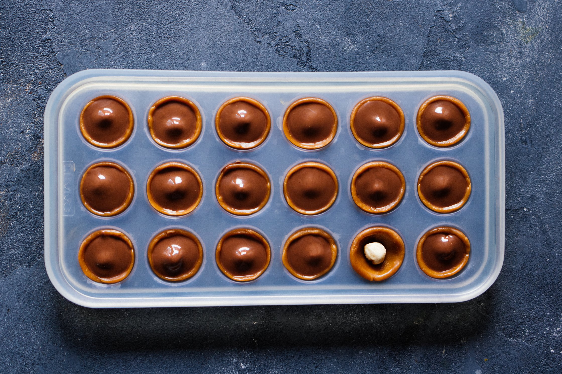 preparing vegan toffifee