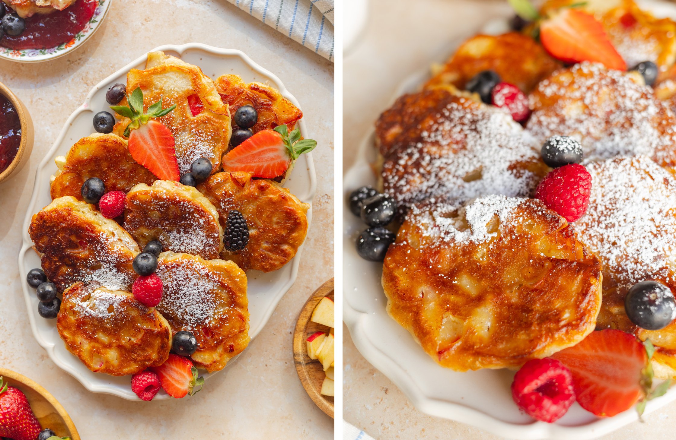vegane Hefepfannkuchen dekoriert mit Puderzucker und frischen Beeren