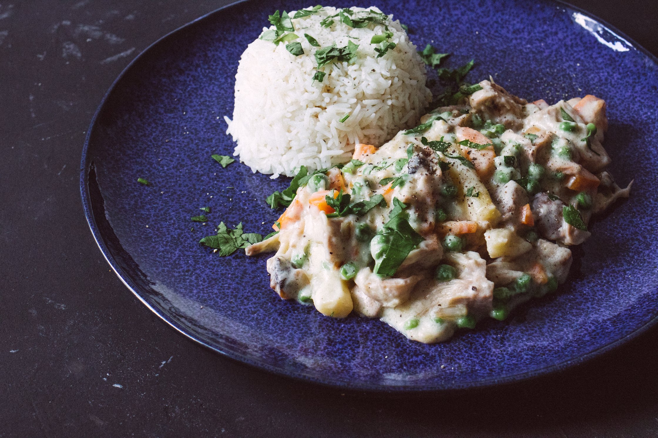 Jackfruit fricassee with rice served on a plate