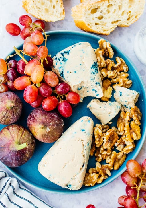 Vegan Gorgonzola (Blue Cheese)