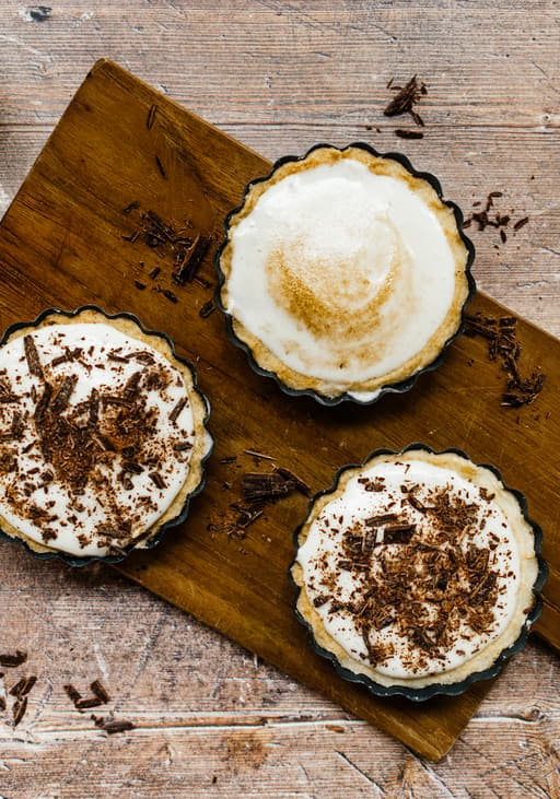 Vegane gefüllte Tartelettes mit fluffiger Marshmallow-Creme