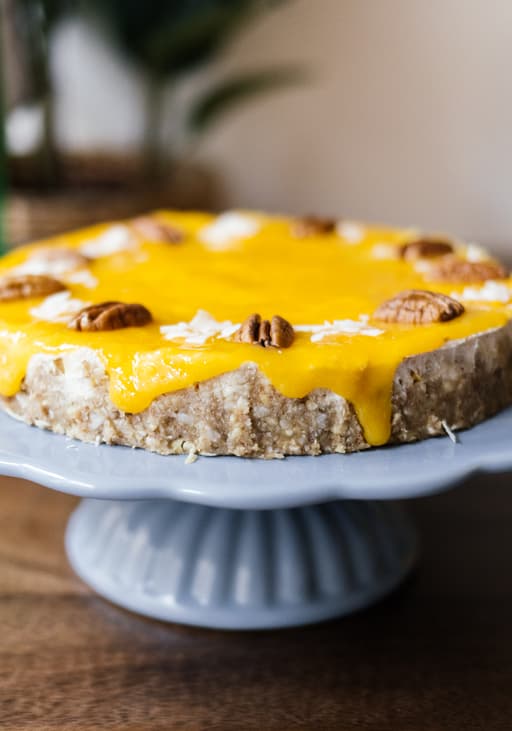 Vegan No-Bake Mango Cheesecake