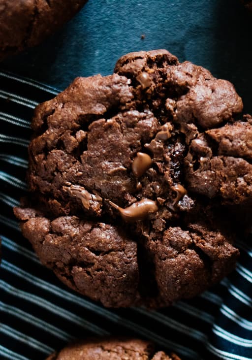 Vegane, gefüllte Schokoladenkekse