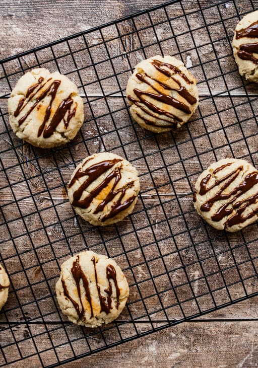 Vegan Filled Cookies (with 5 Ingredients)