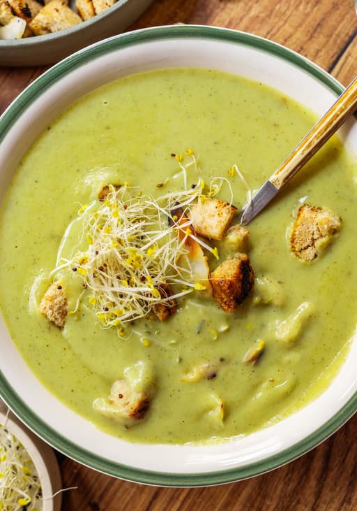 Vegan Broccoli Soup