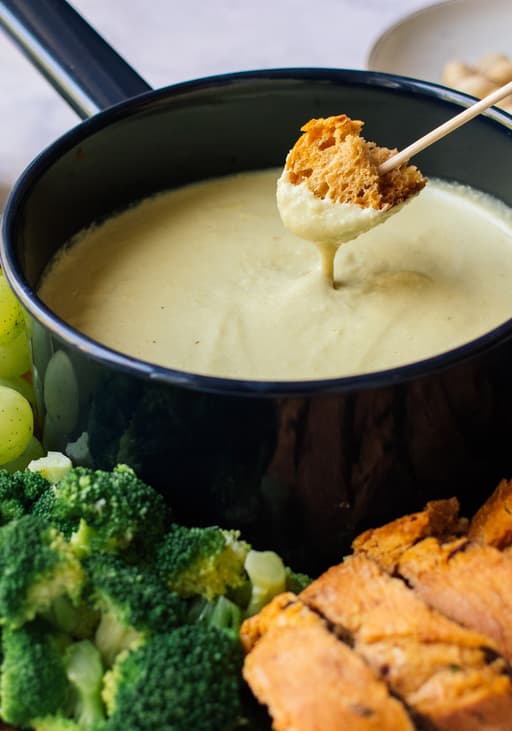 Vegan Cheese Fondue