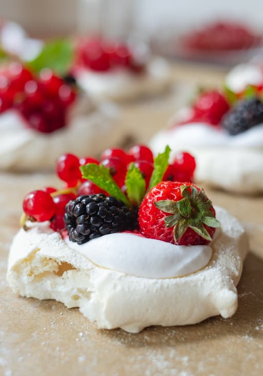 Vegan Pavlova