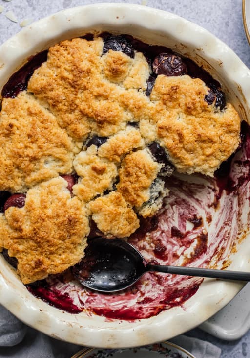 Veganer Kirsch-Cobbler