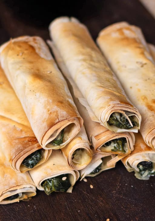 Vegane Zigarren-Börek mit Spinat