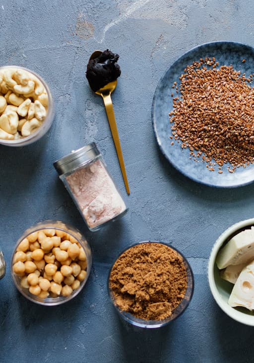 10 (secret) ingredients you should have in your pantry