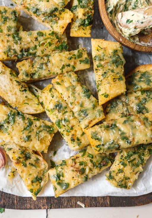Veganes Kräuter-Käse-Baguette