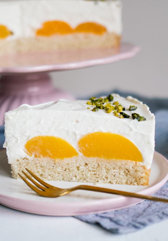 Vegane Pfirsichtorte mit Schmandcreme