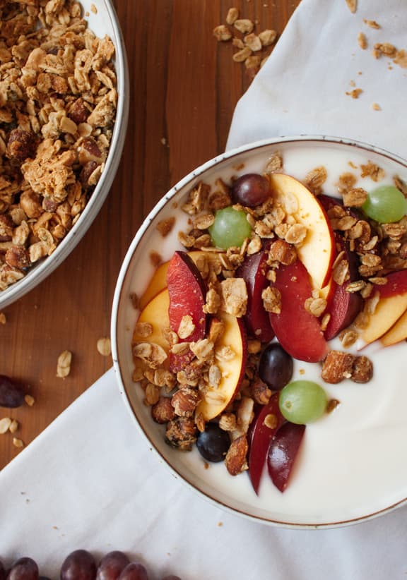 Selbstgemachtes Tahini-Granola