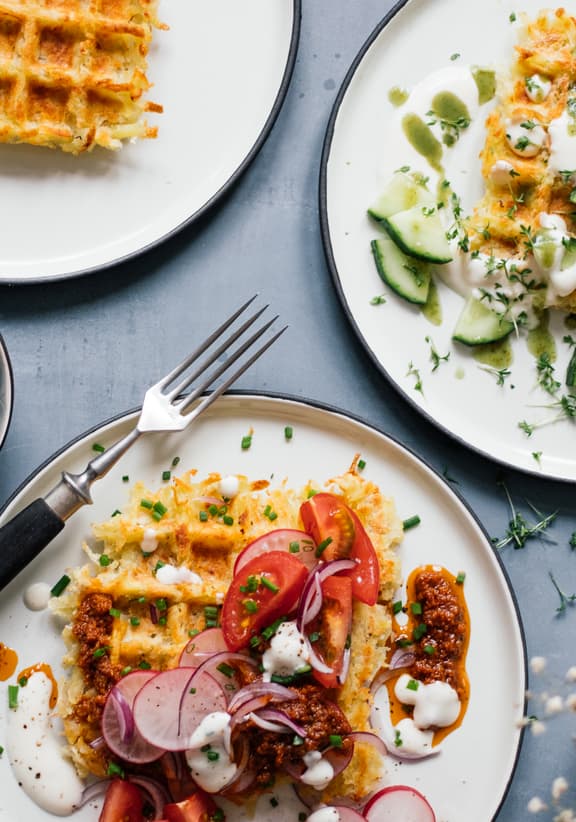 Vegane herzhafte Waffeln aus Kartoffeln