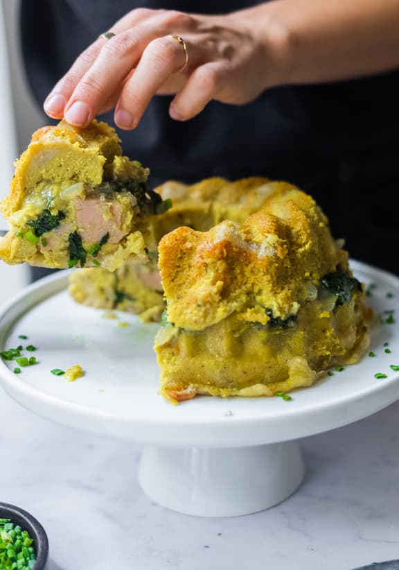 Veganer herzhafter Frühstücks-Gugelhupf