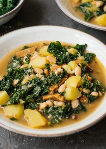 Vegan Kale Stew with Seitan and White Beans
