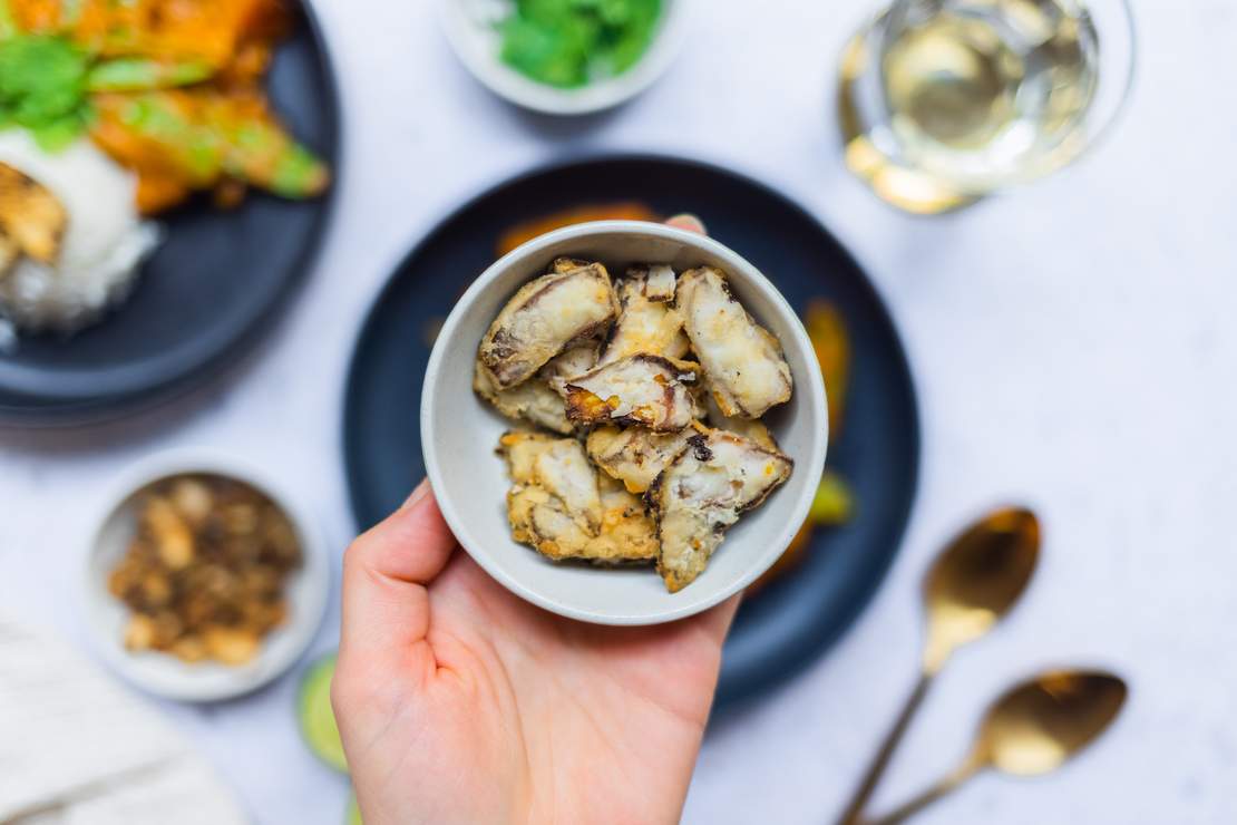 R680 Vegan Pumpkin Curry with Ginger Crisps