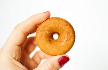 Vegane Basic Donuts aus dem Donutmaker