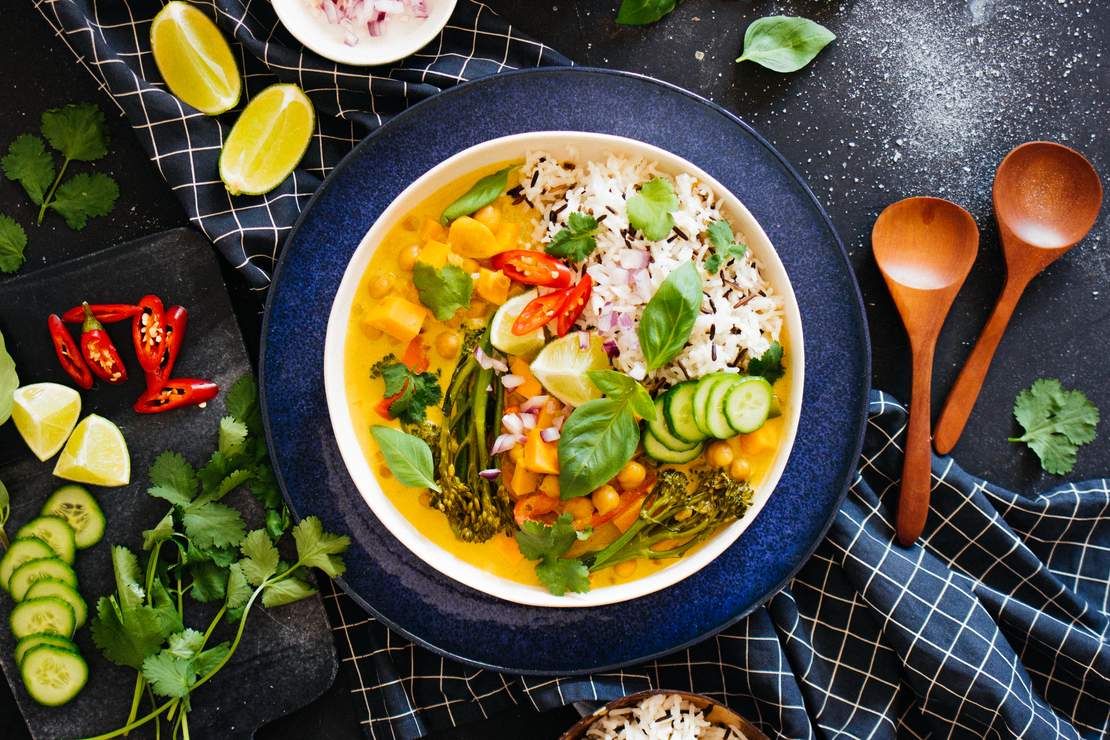 R558 Yellow Veggie Curry with Rice