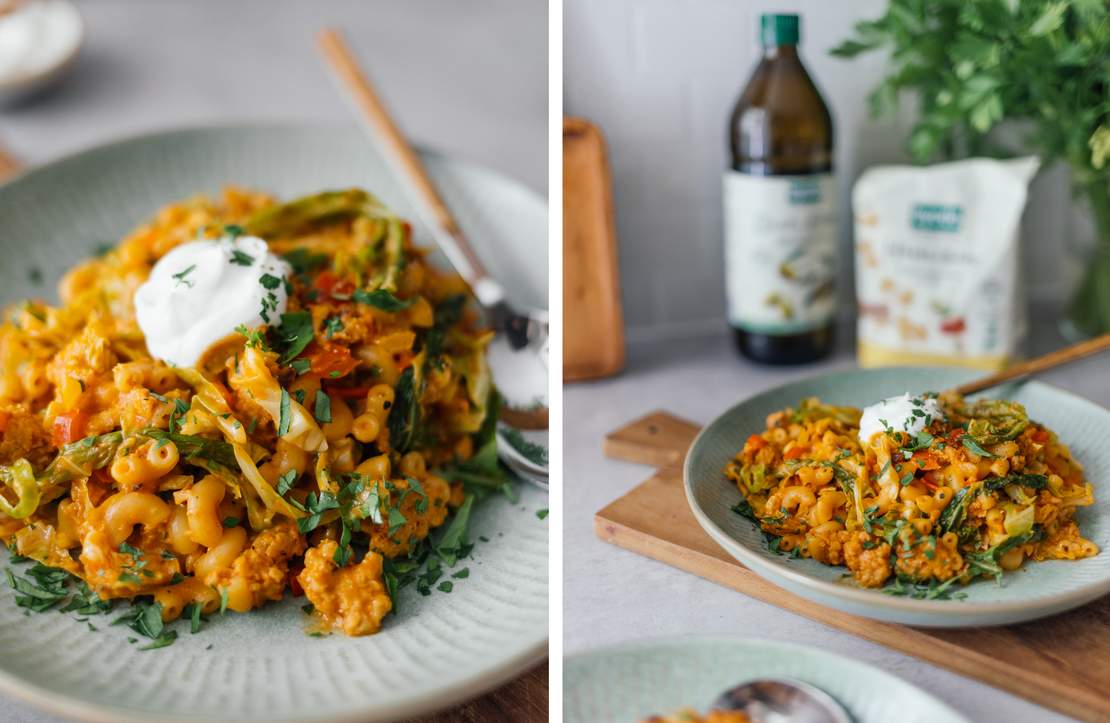 R741 One-Pot Pasta with Savoy Cabbage and Plant-Based Mince