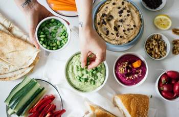 3 recipes for your hummus party