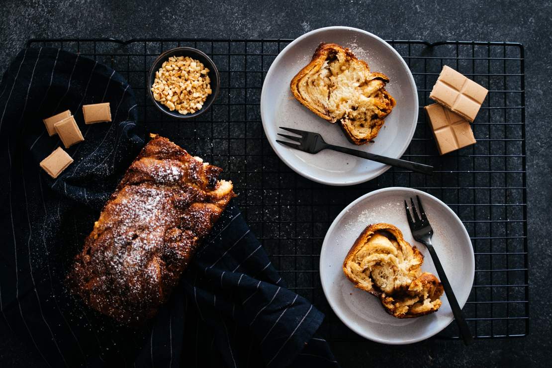 R444 Vegan Babka with nougat & hazelnuts