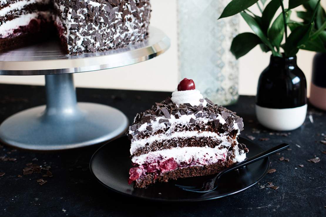 R518 Vegan easy German Black Forest Cake